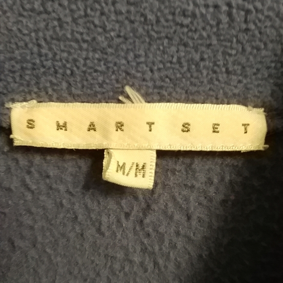 Sweater (Size M) - Picture 3 of 3